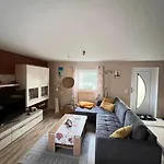 Gemuetliches Mit Eigener Terrasse By Interhome 度假居 维克