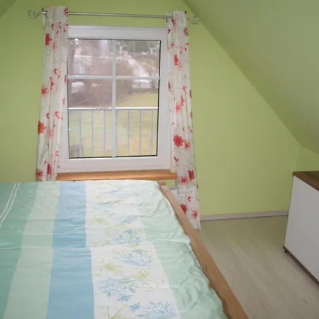 度假居 Gemuetliches Mit Eigener Terrasse By Interhome